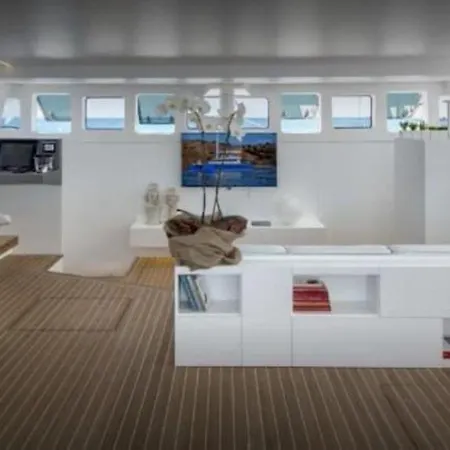 Luxury Catamarano 20 Meters