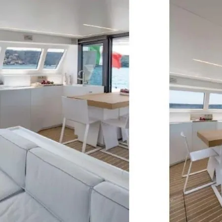 Luxury Catamarano 20 Meters * מרינה די פורטיסקו