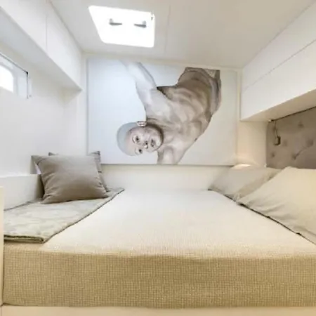 Luxury Catamarano 20 Meters