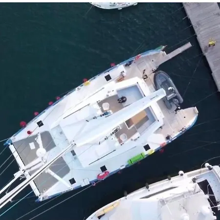Luxury Catamarano 20 Meters מרינה די פורטיסקו